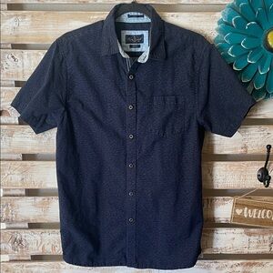 Men's Navy Blue Short Sleeve Shirt Size Medium by Across The Pond Signature Line